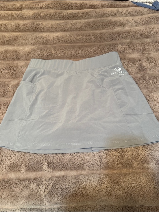 Realtree Pants - Realtree Women's Light Gray Athletic Skort with Logo
